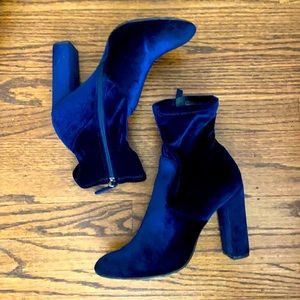Steve Madden Velvet Booties - 8.5